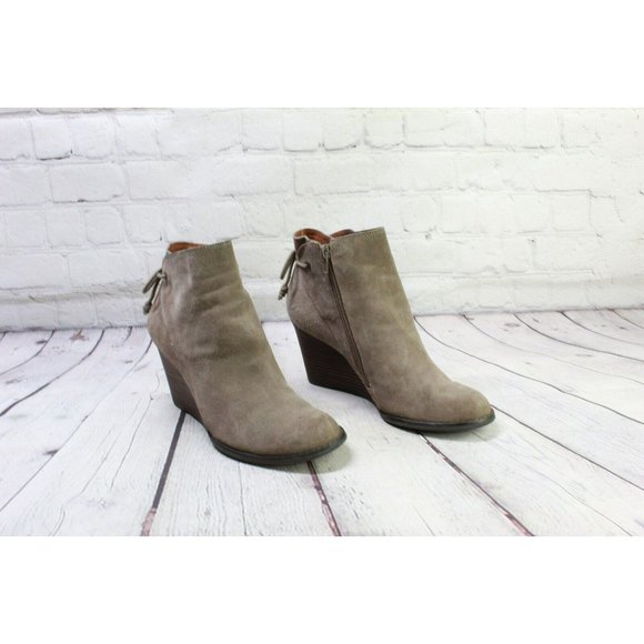 Lucky Brand Brown Suede Side Zip Round Toe Ankle Heeled Booties Size 8 M - Picture 3 of 10